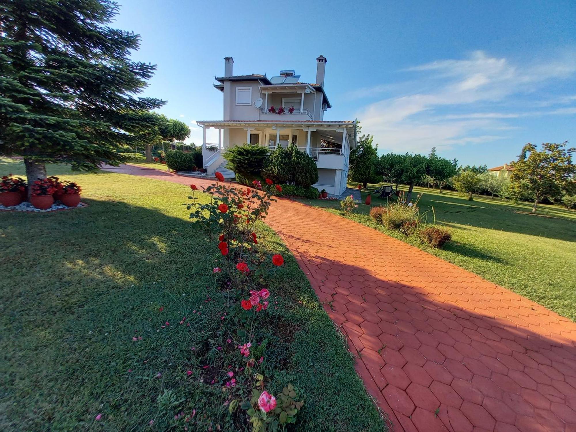 Tammy'S Garden House Villa Лептокария Екстериор снимка