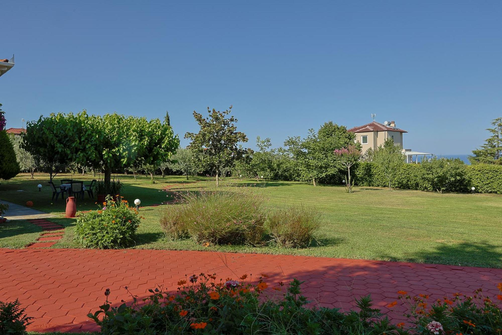 Tammy'S Garden House Villa Лептокария Екстериор снимка
