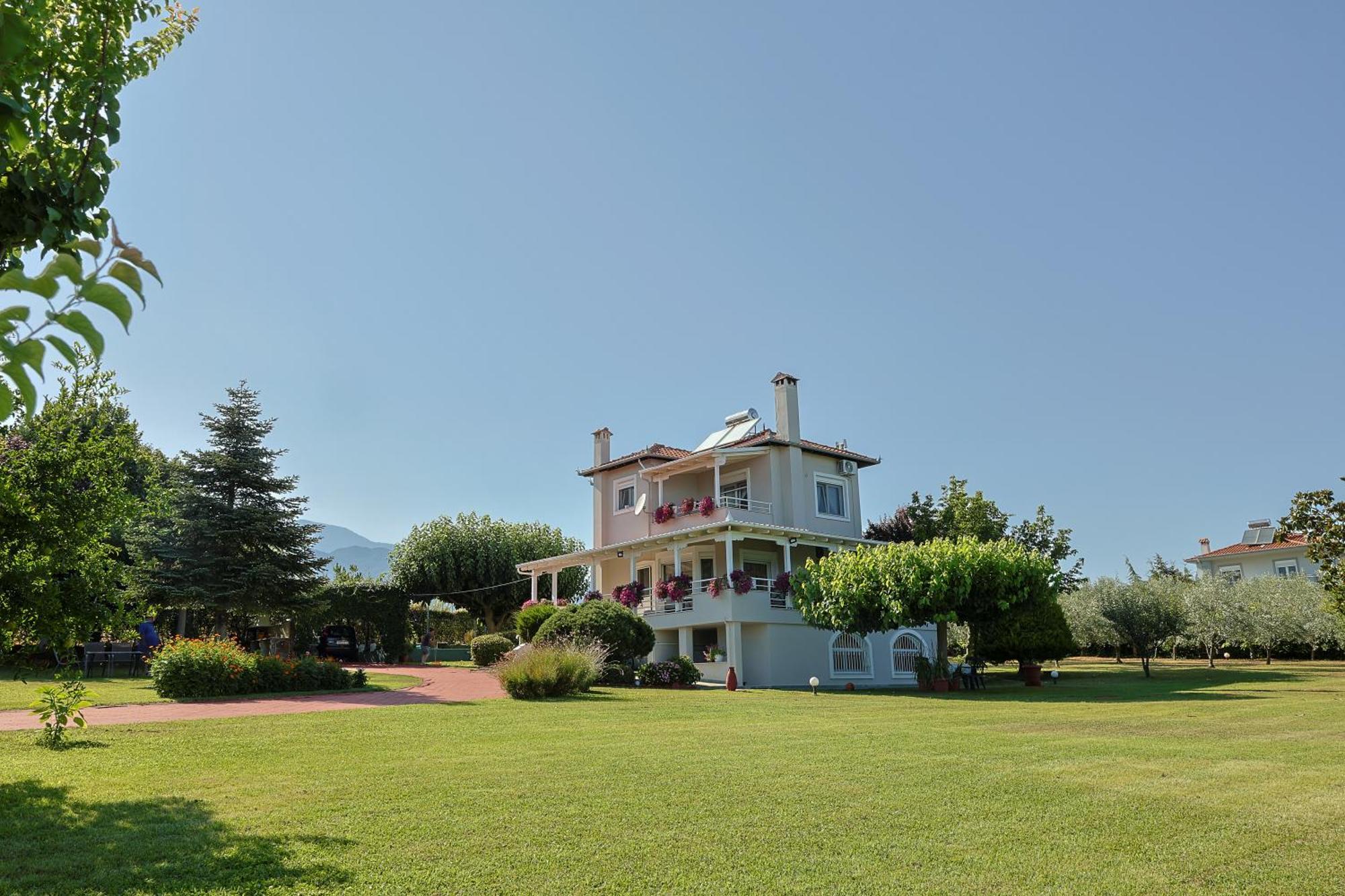 Tammy'S Garden House Villa Лептокария Екстериор снимка